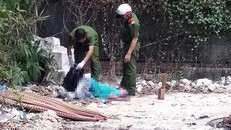 Công an khám nghiệm hiện trường. (Ảnh HT)