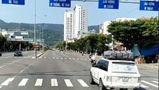 Các tài xế đoàn xe Trung Nguyên vượt đèn đỏ đến nộp phạt