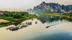 Con sông nào phân chia Đàng Trong và Đàng Ngoài hơn 150 năm?