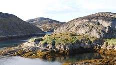 Một trong những địa điểm khảo cổ được đưa vào nghiên cứu nằm ở Kangeq trong quần đảo bên ngoài Nuuk ở West Greenland. Ảnh: scientificamerican.com