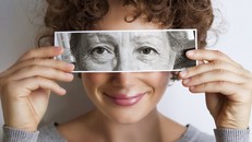 30 tuổi mới ý thức về chống lão hóa da có phải là quá muộn?