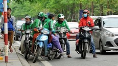 Hàng trăm nghìn xe ôm Grab, GoViet... gặp vướng mắc vì thuế thu nhập cá nhân