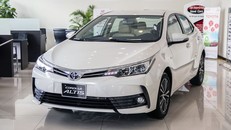 Toyota Corolla Altis.