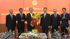 Công bố quyết định của Thủ tướng Chính phủ về công tác cán bộ