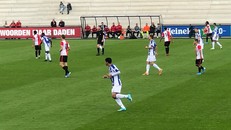 Pha cắt bóng đẳng cấp của Văn Hậu trong lần đầu thi đấu cho Heereveen