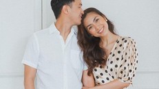 Tăng Thanh Hà đăng ảnh ngọt ngào bên ông xã kỉ niệm 10 năm yêu nhau