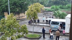 Ông P. được phát hiện đã tử vong trong ao nước thuộc khuôn viên bệnh viện.