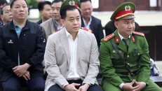 Phan Văn Anh Vũ tại tòa.