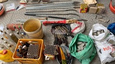 Vụ chống đối xây tường rào sân bay Miếu Môn: Thu giữ lựu đạn, bom xăng