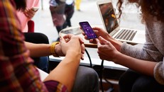 Tiết kiệm cả thời gian và tiền bạc cho người dùng, app ngân hàng giờ 'đỉnh' cỡ nào