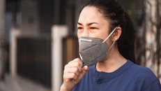 Virus corona xâm nhập tế bào phổi con người như thế nào?