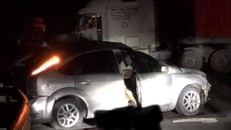 Ô tô va chạm xe đầu kéo, một thiếu tá quân đội tử vong