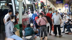 Hãng xe tại Bến xe Miền Đông tự ý tăng giá vé trước lễ