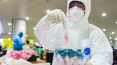 Bệnh nhân 91 âm tính trở lại, phổi vẫn tổn thương nặng