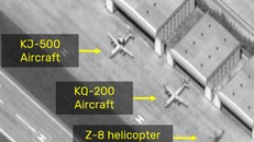 Phản ứng của Việt Nam về việc máy bay do thám Trung Quốc xuất hiện ở Trường Sa