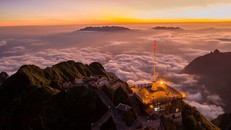 Săn mây trên 'Nóc nhà Đông Dương' chưa khi nào 'ngon-bổ-rẻ' đến thế