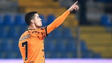 Ronaldo vượt kỷ lục của Pele