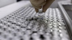 Brazil phát hiện vaccine COVID-19 của Trung Quốc hiệu quả chỉ 50,4%. (Ảnh minh họa: Reuters)