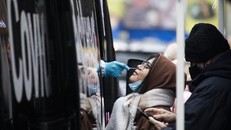 Giới chuyên gia cảnh báo mối đe dọa của 'Long COVID' kể cả mắc bệnh nhẹ