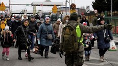 Nga tiếp tục mở hành lang sơ tán và hỗ trợ nhân đạo tại nhiều khu vực ở Ukraine