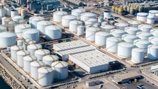 Giá dầu thế giới tiếp tục đà đi lên