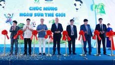 Đại diện Hiệp Hội Sữa cùng các Đại biểu chính thức khai mạc các hoạt động chào mừng Ngày sữa Thế giới 1/6