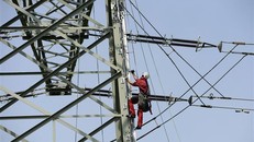 Nhật Bản khuyến khích doanh nghiệp và hộ gia đình thực hiện tiết kiệm điện