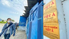 Chi nhánh Bình Dương của Công ty cổ phần công nghệ Việt Á nằm trên quốc lộ 1, thuộc khu phố Bình Đường 2, phường An Bình, TP Dĩ An (ảnh chụp sáng 20-12-2021) - Ảnh: Tuổi Trẻ