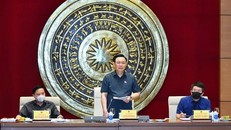 Chủ tịch Quốc hội Vương Đình Huệ làm việc với Viện Nghiên cứu lập pháp