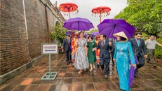 Bà Audrey Azoulay, Tổng Giám đốc UNESCO và lãnh đạo tỉnh Thừa Thiên Huế khảo sát tại khu vực Đại nội Huế