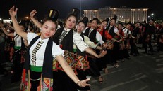 Vinh danh "Nghệ thuật xòe Thái": Những người “giữ hồn” di sản ở Mường Lò