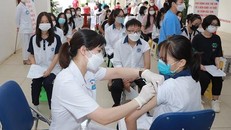 Bộ Y tế lý giải về việc thiếu vaccine COVID-19 Moderna cho trẻ em