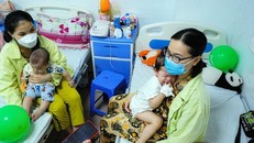 Chuyển mùa, số trẻ nhập viện do bệnh truyền nhiễm tăng đột biến