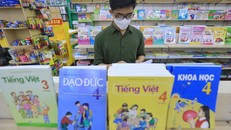 Định giá sách giáo khoa dựa trên những nguyên tắc nào?