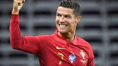 CR7 lập kỷ lục vô tiền khoáng hậu tại World Cup, Bồ Đào Nha ra quân thắng lợi