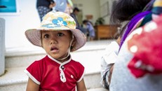 Ứng phó khẩn cấp giảm tác động của đại dịch COVID-19 với trẻ em và hộ gia đình khó khăn