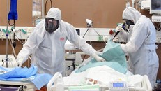 Mỹ nỗ lực ứng phó tình trạng thiếu thuốc điều trị trước làn sóng dịch bệnh hô hấp