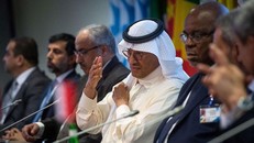 Nga và UAE nhấn mạnh tầm quan trọng của việc cắt giảm sản lượng dầu