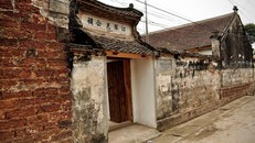 Làng cổ Đường Lâm.