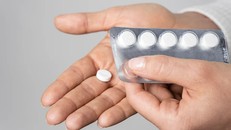 Australia nỗ lực hạn chế việc sử dụng quá liều thuốc giảm đau Paracetamol