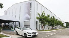 Mercedes Benz phải ngưng sản xuất xe tại Việt Nam do Covid-19