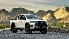Những nâng cấp và trang bị cao cấp trên Toyota Hilux vừa ra mắt