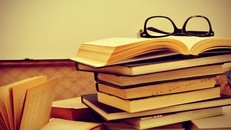 Phân công cơ quan soạn thảo văn bản quy định chi tiết thi hành 8 luật, nghị quyết