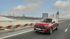 Territory giảm giá, cùng hàng loạt ưu đãi cho tất cả dòng xe Ford trong tháng 4