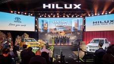 Toyota Việt Nam ra mắt Hilux hoàn toàn mới 2026