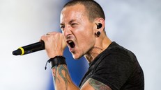 Giọng ca chính của ban nhạc Linkin Park tự tử