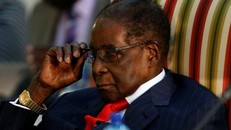 Zimbabwe: Tổng thống Mugage từ chức, kết thúc bốn thập kỷ cai trị