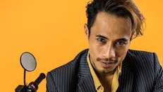 Phạm Anh Khoa đi diễn trở lại sau scandal gạ tình, quấy rối