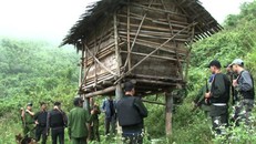 Tiêu diệt trùm ma túy sau gần một giờ đấu súng, thu giữ 3 bánh heroin, 12.000 viên ma túy tổng hợp