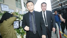 Tỷ phú Jack Ma cùng nhiều nghệ sĩ nổi tiếng tới đưa tiễn Kim Dung